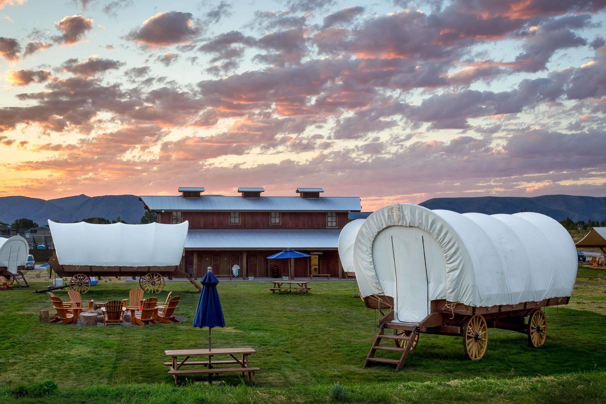 Conestoga Ranch Glamping Resort Garden City Exterior foto